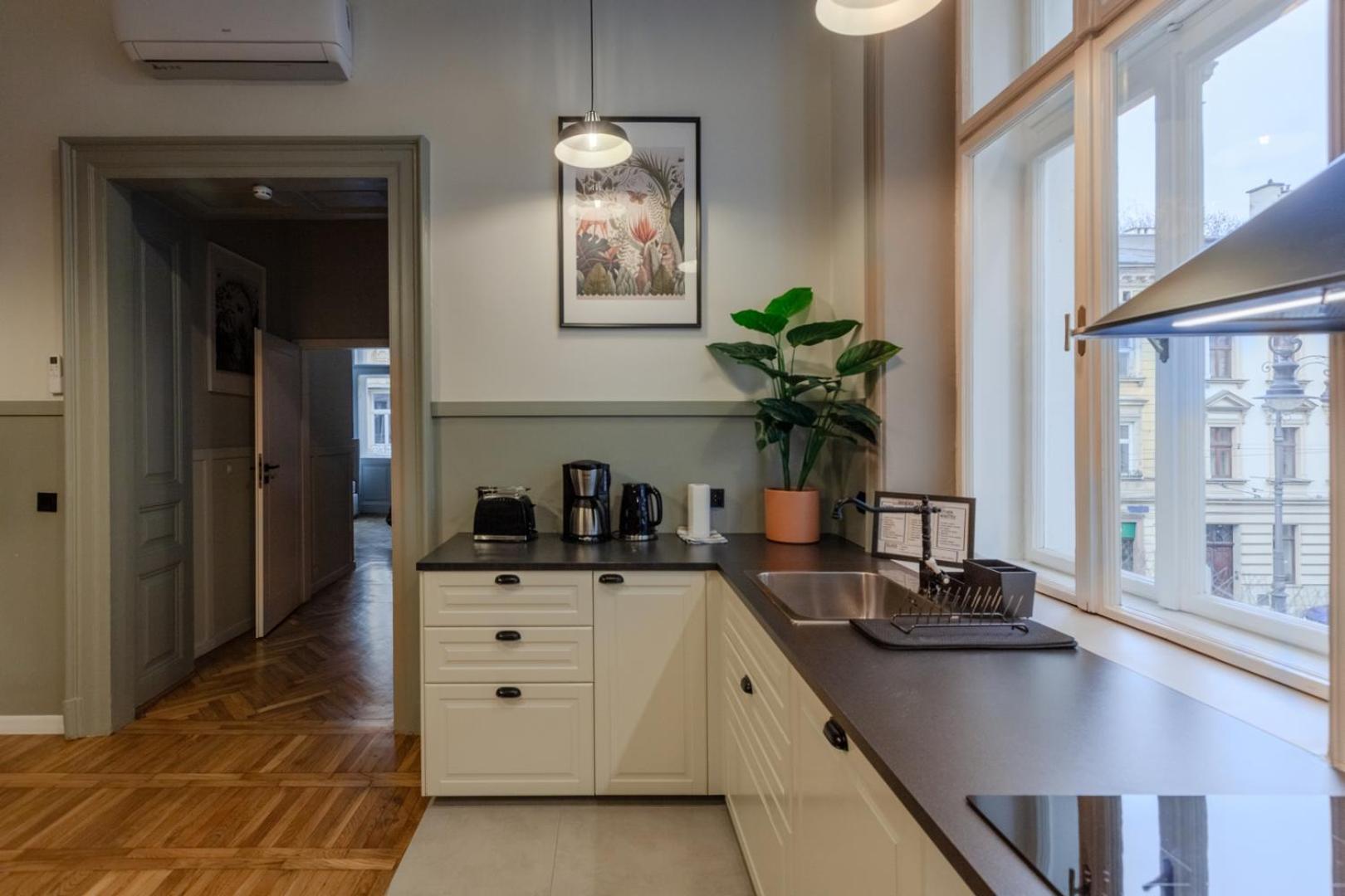 Modern Apartments Pilsudskiego Street 크라쿠프 외부 사진